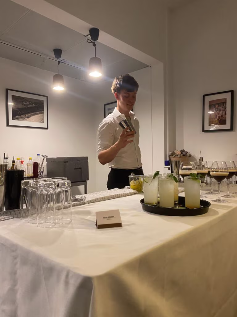 Cocktail garniture